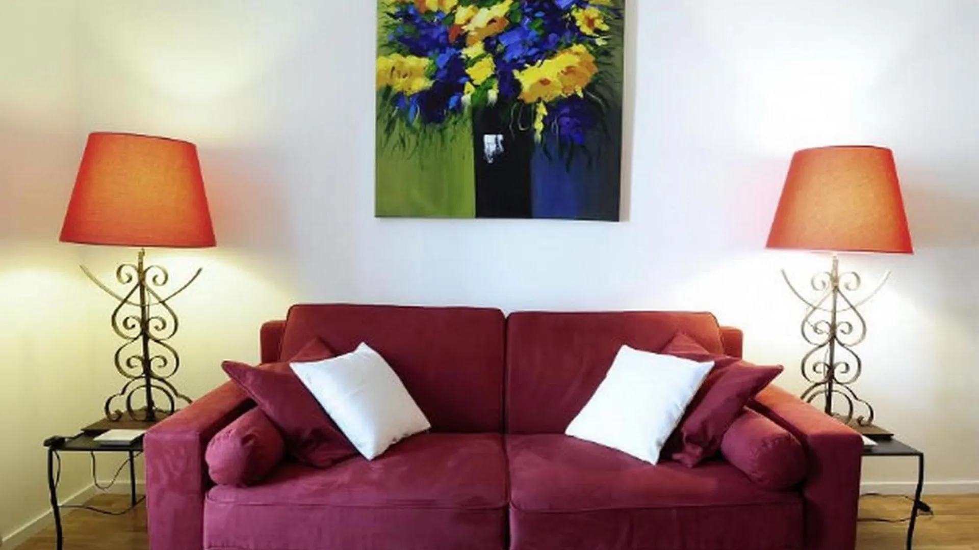 Apartment Caumartin 64 *